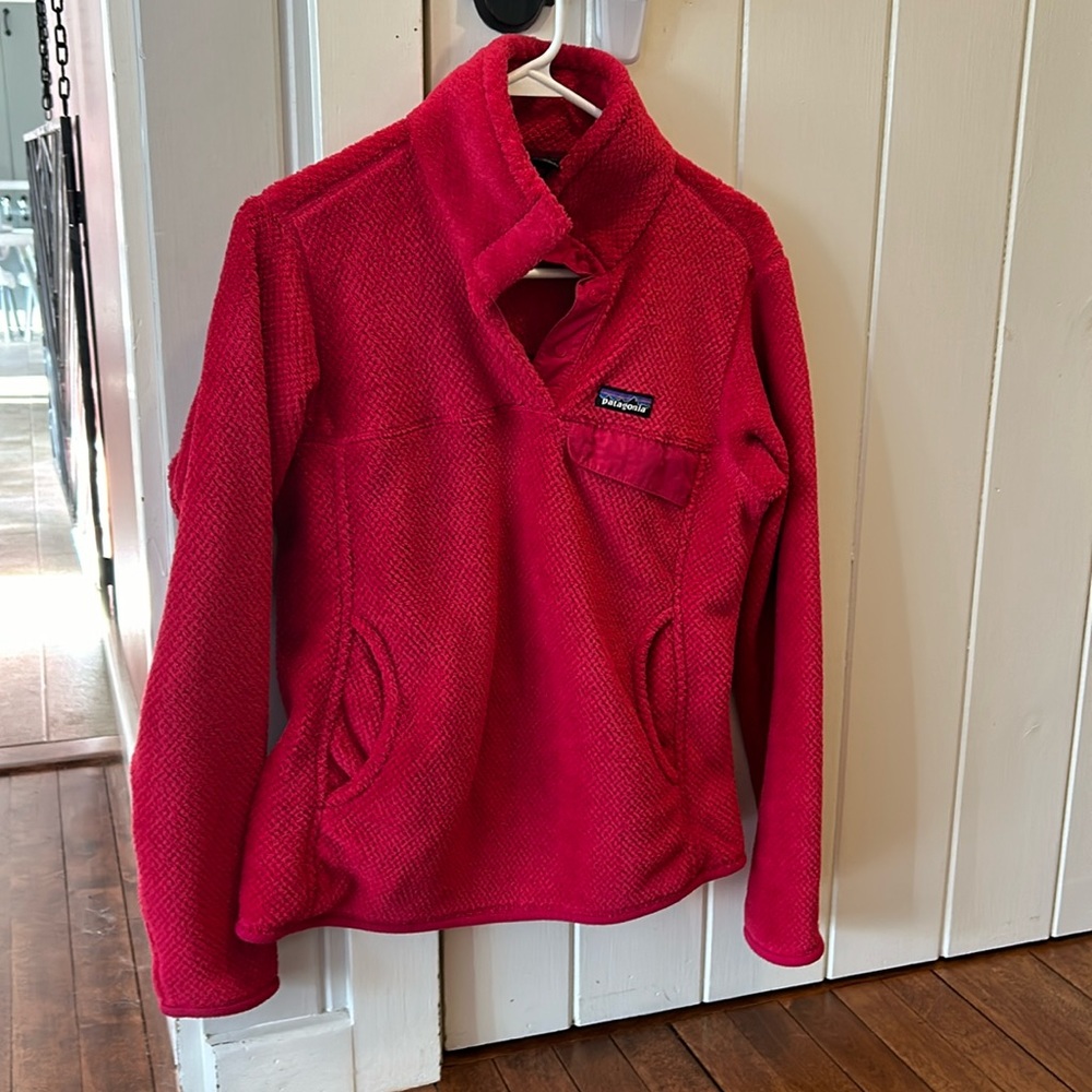Patagonia women’s fleece pullover